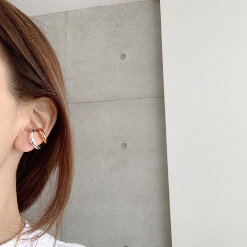 small c earcuff